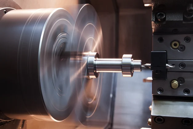 انجام خدمات تراشکاری CNC پیچ و میلگرد